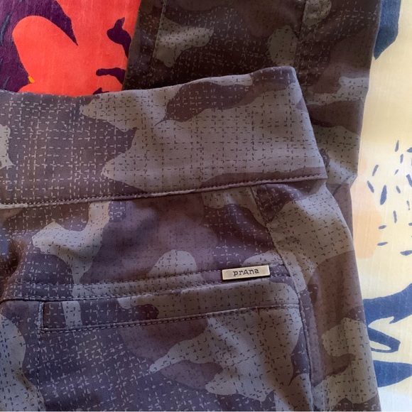 PrAna cargo pants gravel grey stretch - Picture 5 of 5